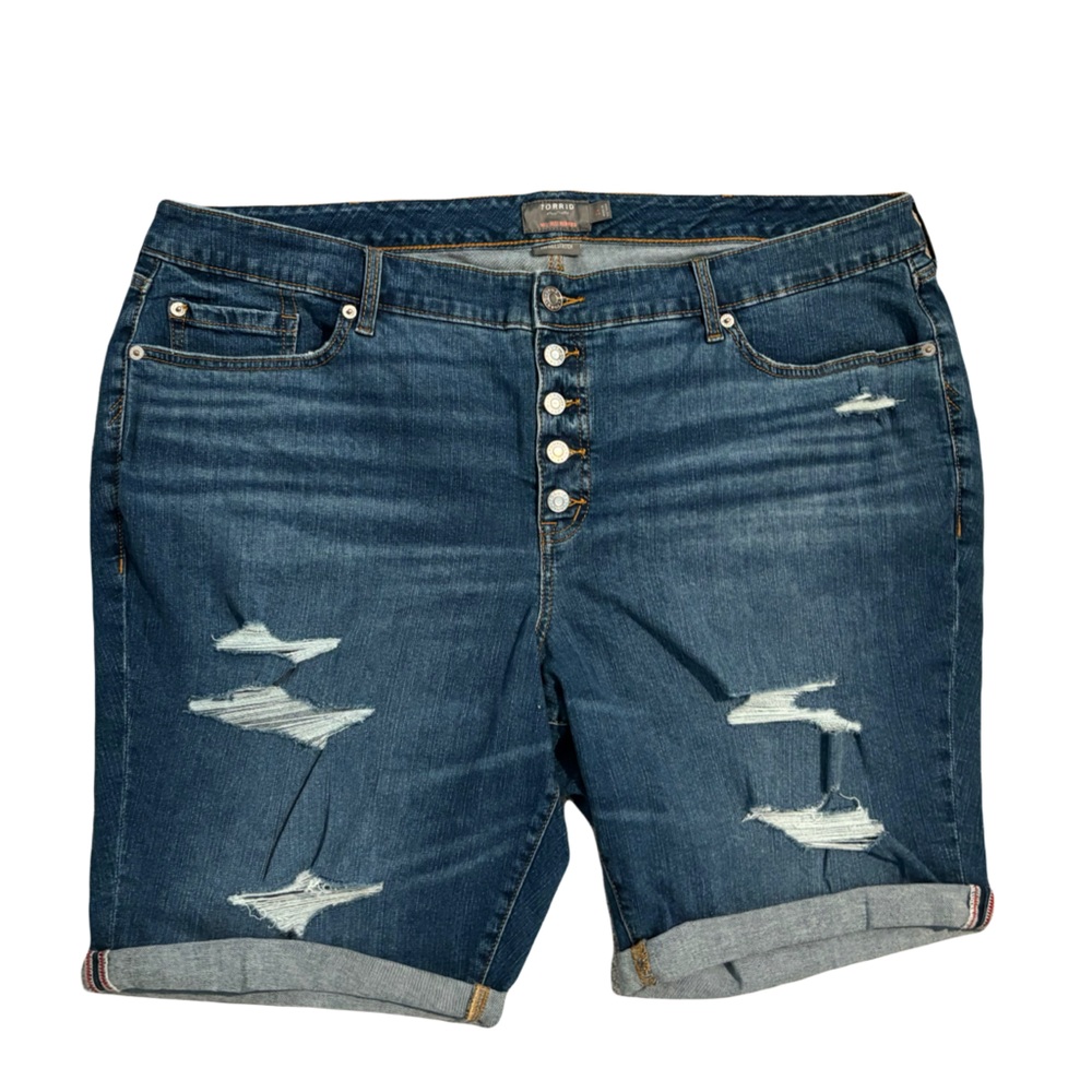 Torrid Distressed Bermuda Boyfriend Vintage Stretch Mid-Rise Short | Size 24 - Picture 3 of 5
